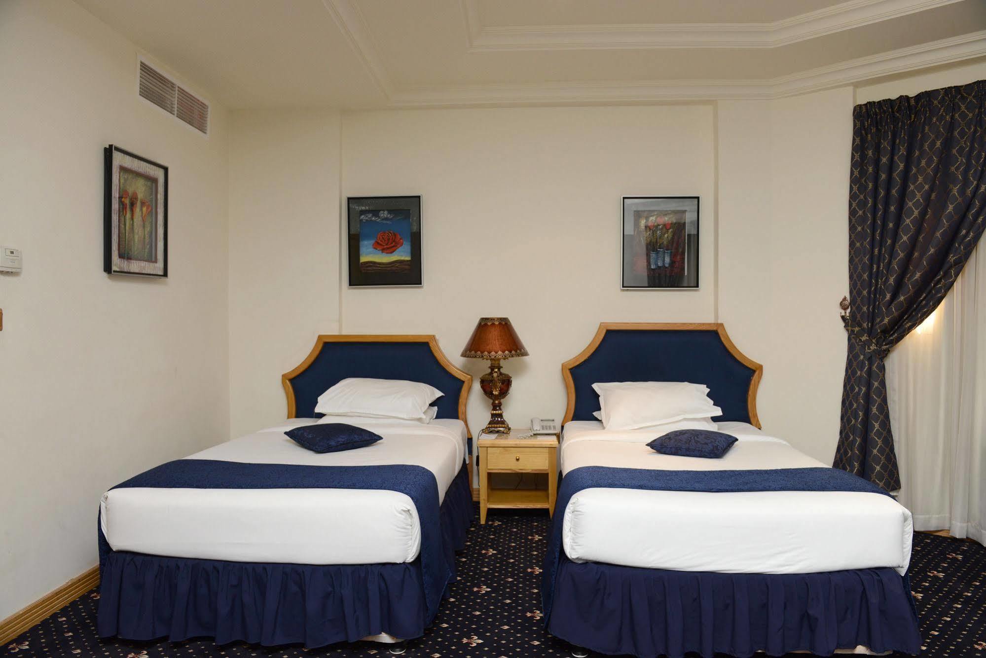דוחה Cayam Hotel מראה חיצוני תמונה