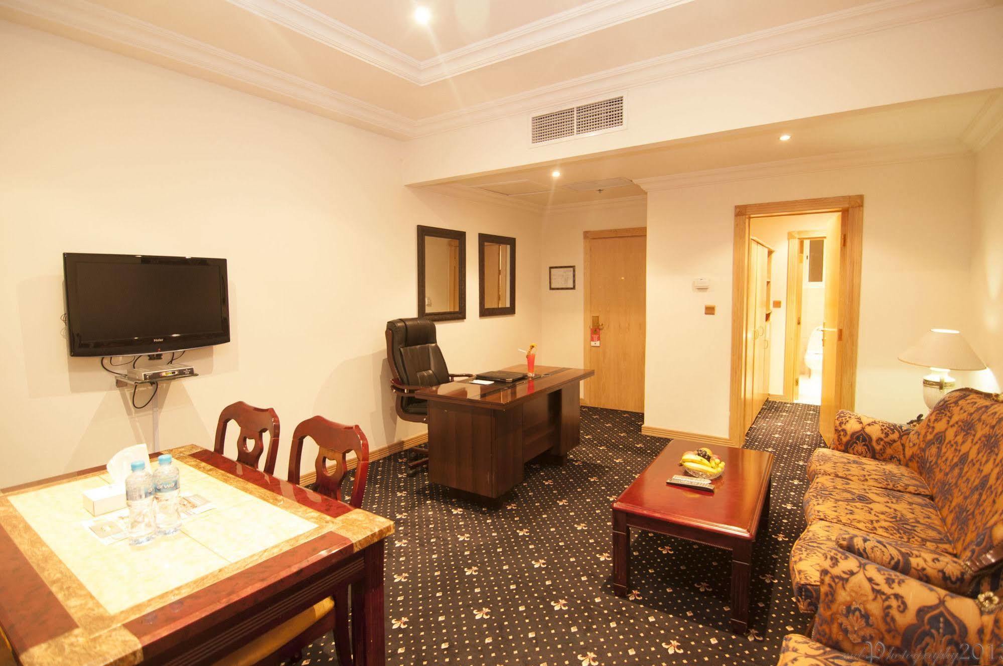 דוחה Cayam Hotel מראה חיצוני תמונה