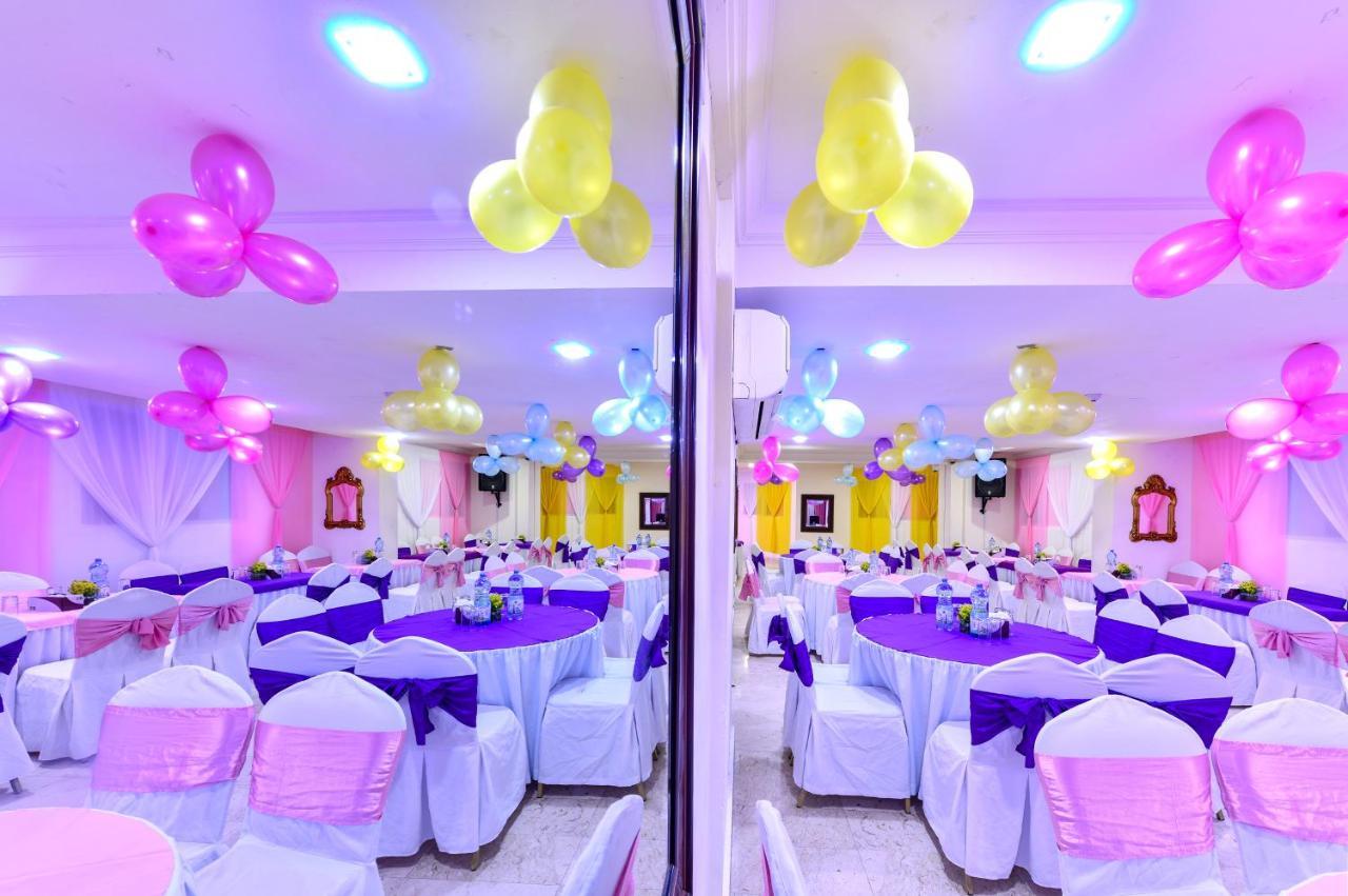 דוחה Cayam Hotel מראה חיצוני תמונה
